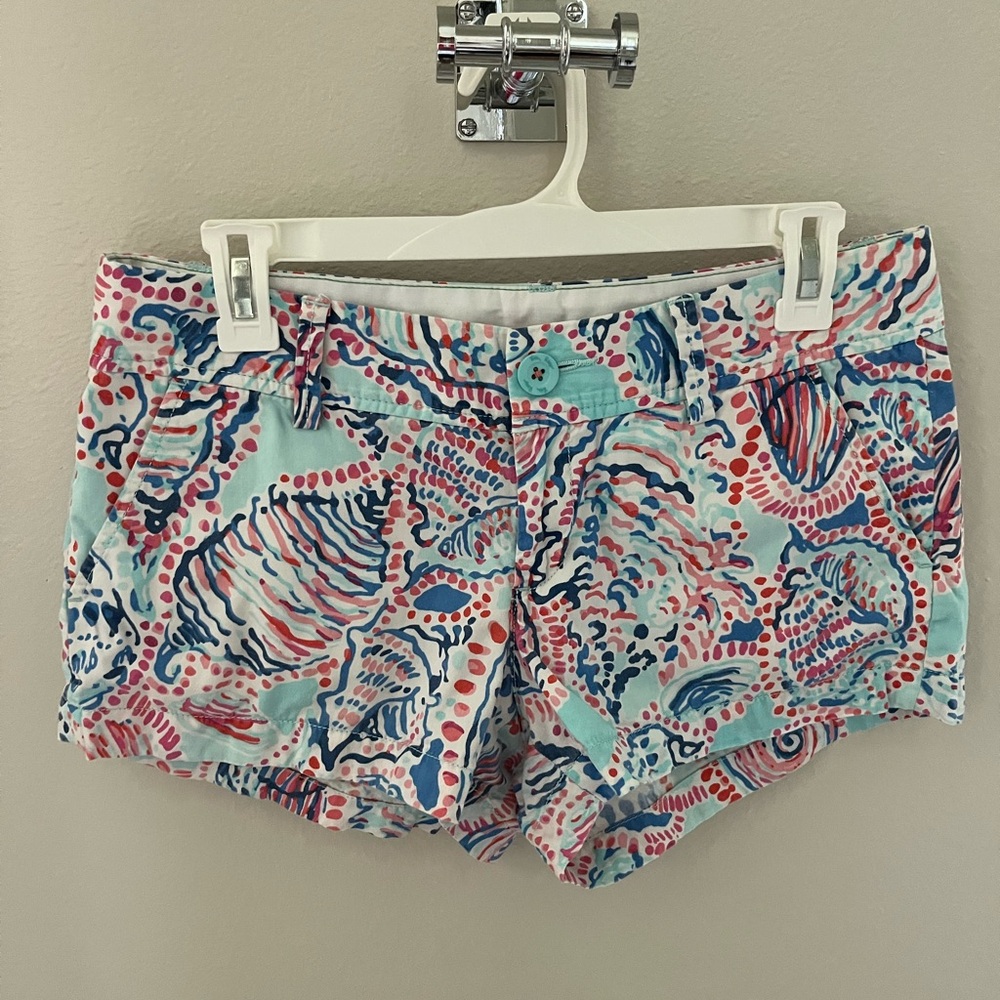 Lilly Pulitzer Walsh Shorts Womens size 4 Blue Pink Seashell